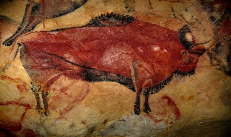 primitive drawing of bison like creature.